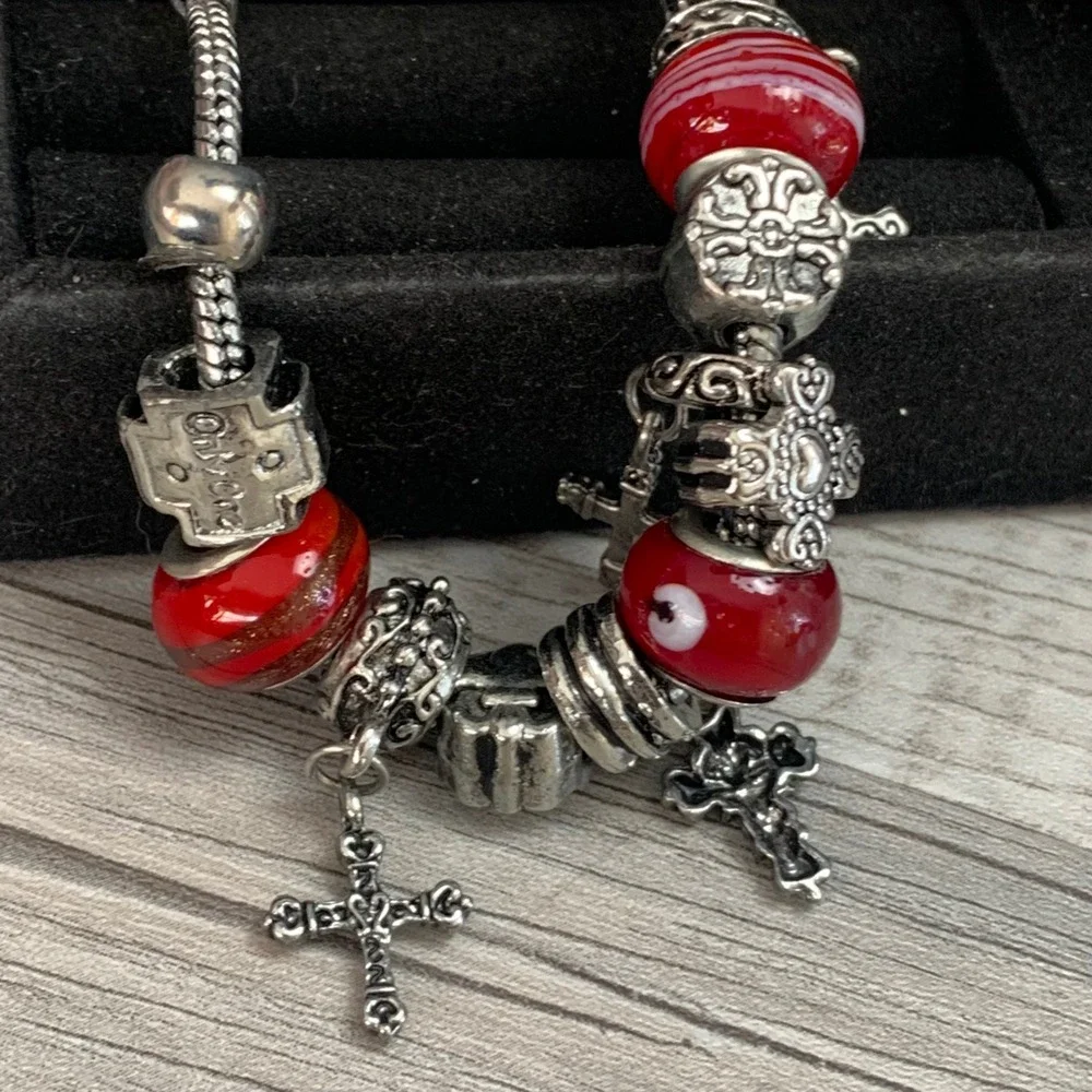 Red Evil Eye Cross Charm Bracelet Silver Tone Glass Bead Religious 7.5-8 Inch